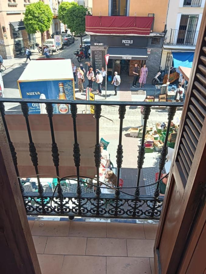 Apartamento Calle Feria Sevilla Exteriör bild